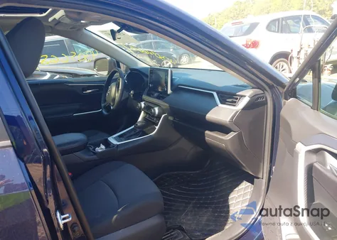 2021 Toyota Rav4 Xle z USA, uszkodzony, nr VIN 2T3P1RFV1MW209641